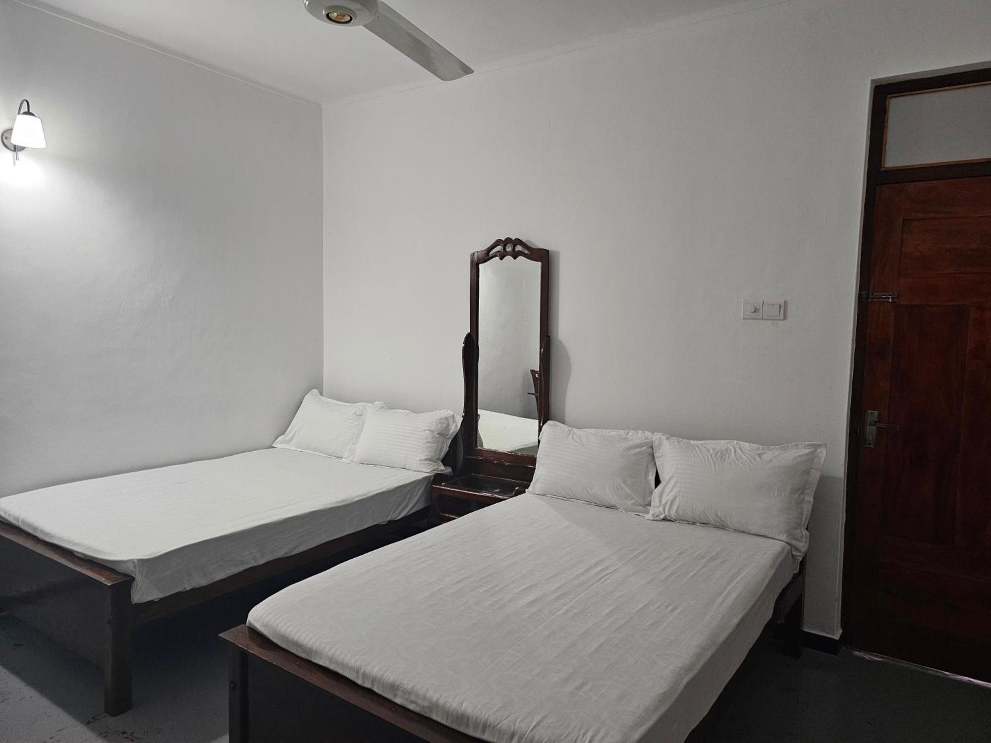 The Lodge كاندي الغرفة الصورة