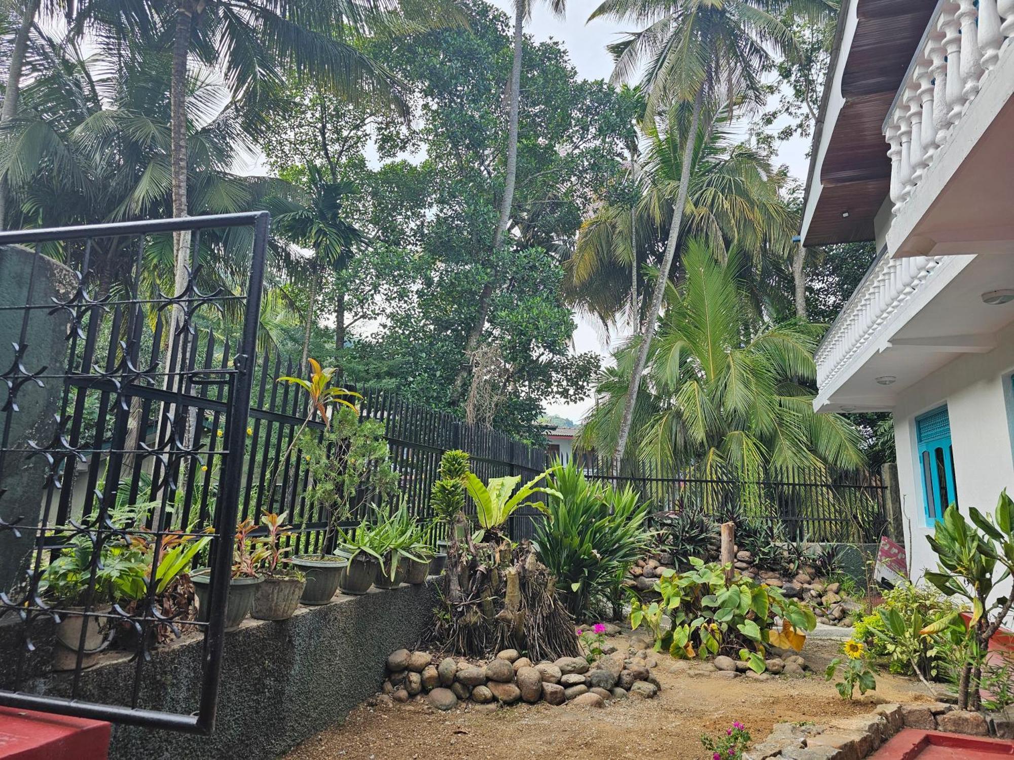 The Lodge كاندي المظهر الخارجي الصورة